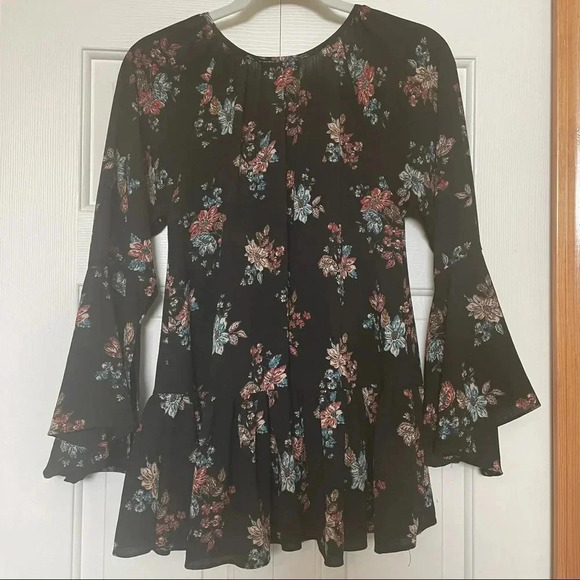 Alter’d State boho long sleeve blouse - Picture 4 of 4